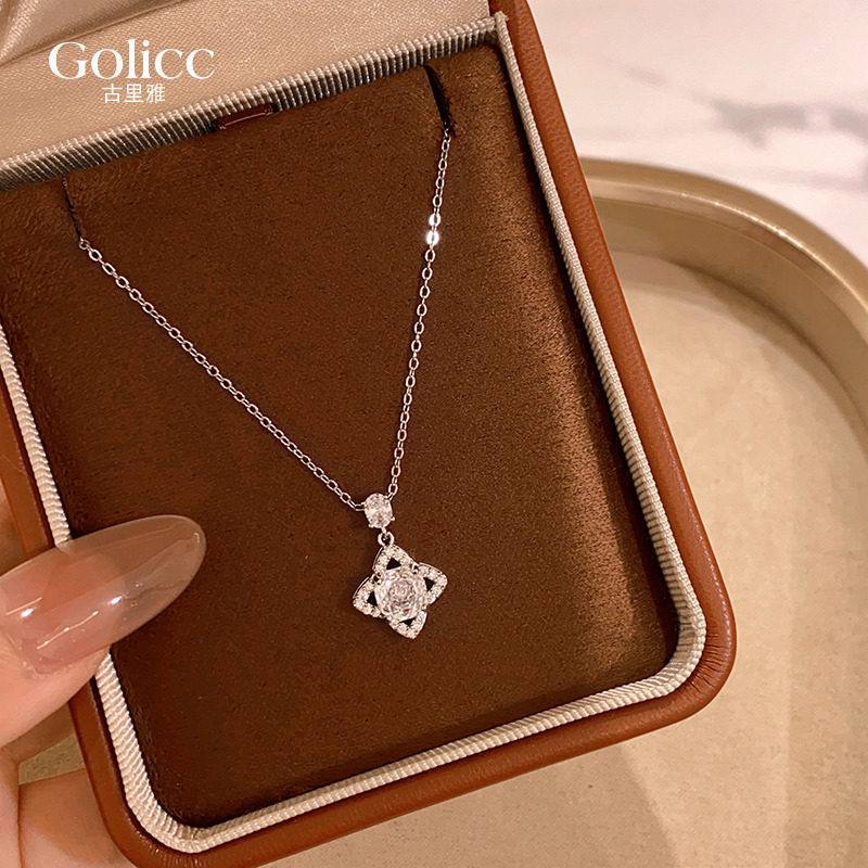 银色玫瑰切镂空锆石星星项链配裙子女款轻奢小众锁骨链高级感饰品