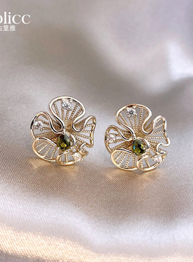 金属镂空褶皱花朵绿色锆石耳钉女高级感轻奢耳环秋冬耳饰独特漂亮