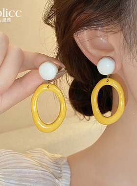 度假风几何黄色圈圈耳环女独特2026新款爆款高级感耳钉巨好看耳饰