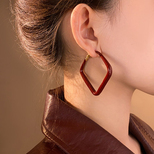 安可拉红方块菱形耳圈夸张耳环
