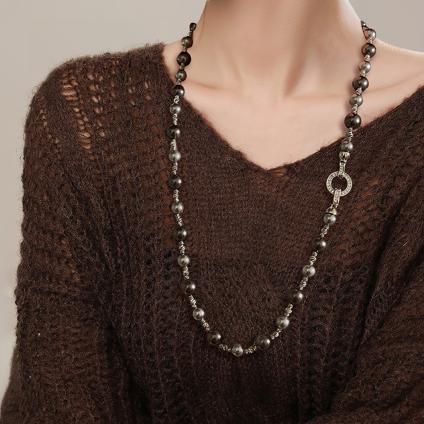 亚麻灰珍珠环扣叠戴项链高级感