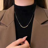 金色百搭项链女吊坠配饰2026年新款 高级感颈链轻奢小众毛衣链秋冬