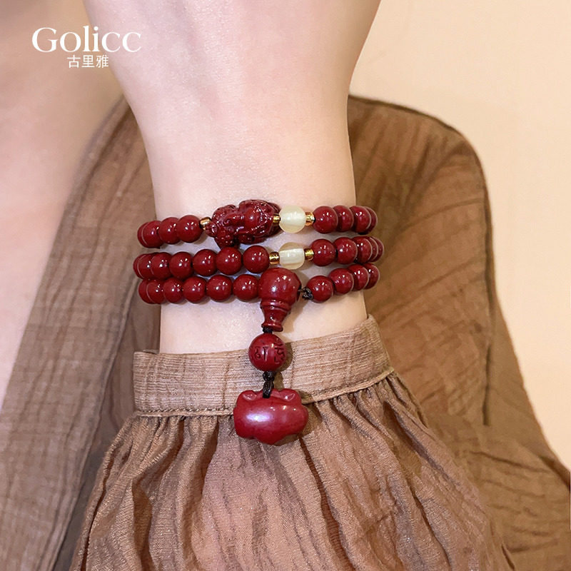 多层叠戴红色朱砂串珠手链女高级感貔貅秋冬手饰轻奢小众精致手串