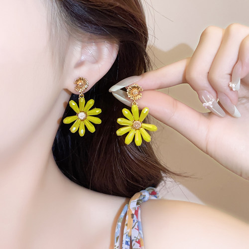 多巴胺精致黄色花朵耳环