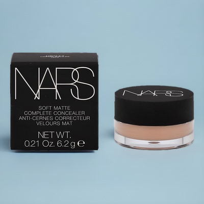 NARS柔滑哑光遮瑕修容霜