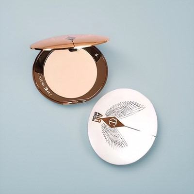 CT白月光持久控油粉饼