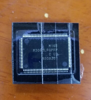 【纳鑫电子】M3062LFGPFP QFP100脚 微控制器芯片 贴片IC