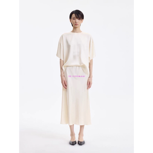 M*s M*IN设计师品牌米白缎面极简宽松T恤半裙2800
