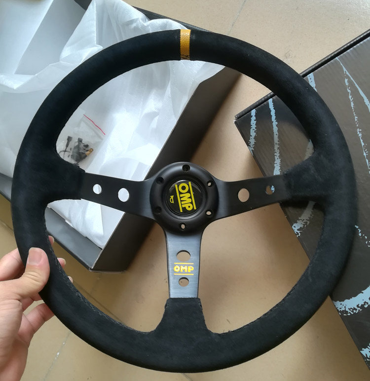 汽车改装方向盘马自达323赛车竞技磨砂绒毛翻皮毛方向盘标志酷派