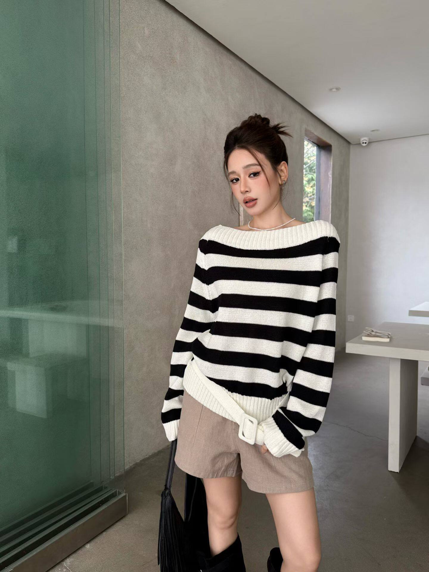 一字肩条纹针织衫女宽松毛衣上衣