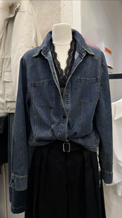 欧洲站2026春新款时尚翻领牛仔衬衫蕾丝背心两件套百搭设计感上衣