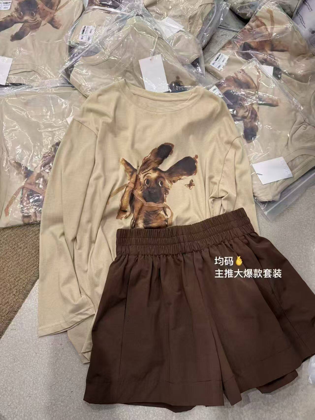卡通小狗印花防晒T恤A字短裤套装