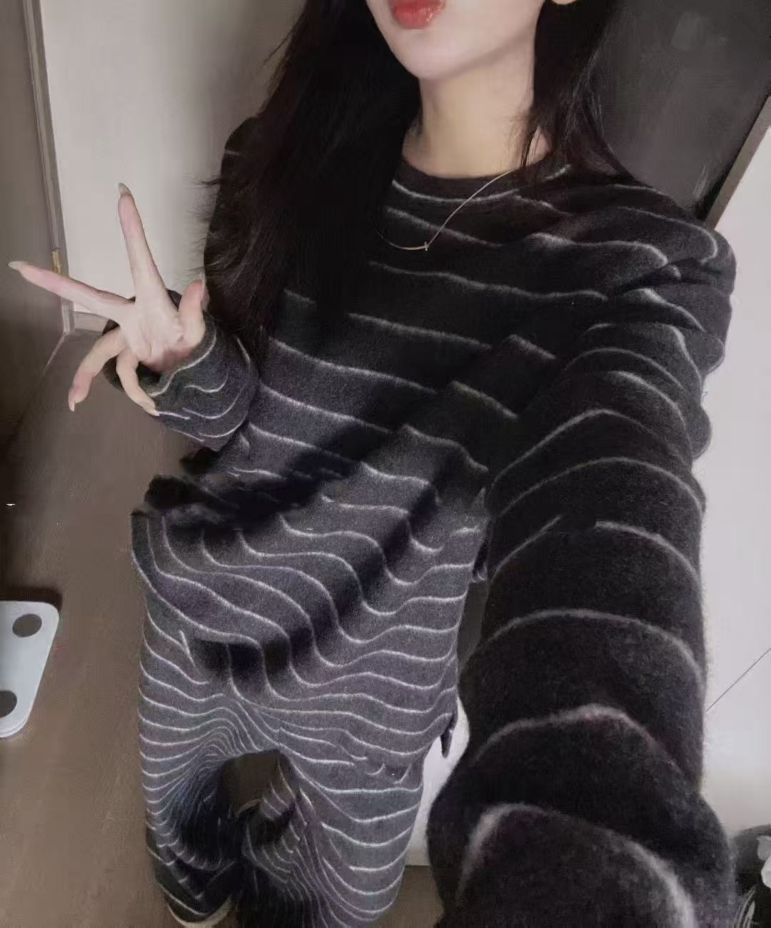 欧洲站2025冬新款条纹简约软糯可外穿家居服套装女保暖两件套睡衣