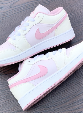 球鞋定制 Jordan Air Jordan 1粉雪少女风多巴胺女子低帮百搭板鞋