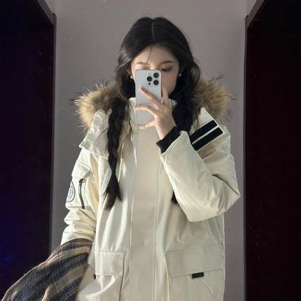 工装羽绒棉服女2025年冬季新款设计感小众oversize加厚显瘦派克服