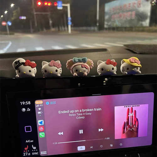 hellokitty汽车装饰卡通凯蒂猫通用屏幕特斯拉小米中控台汽车摆件