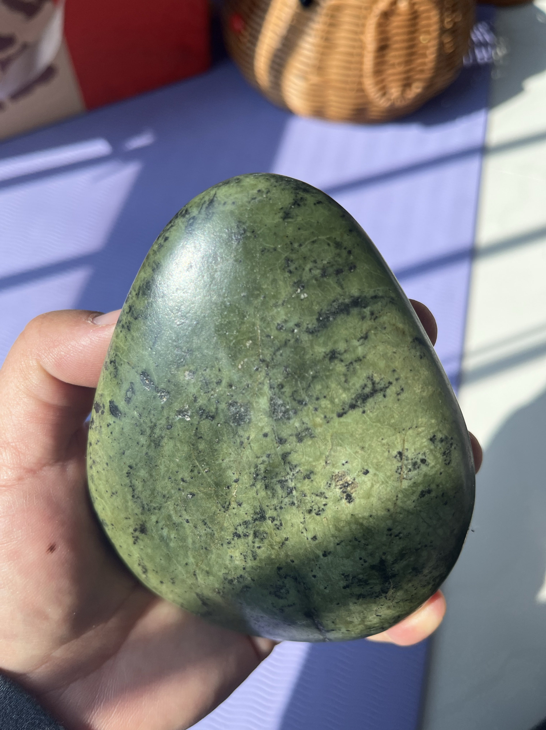 藏玉石天然籽料雅鲁藏布江青玉药王石收藏把玩磁性改善