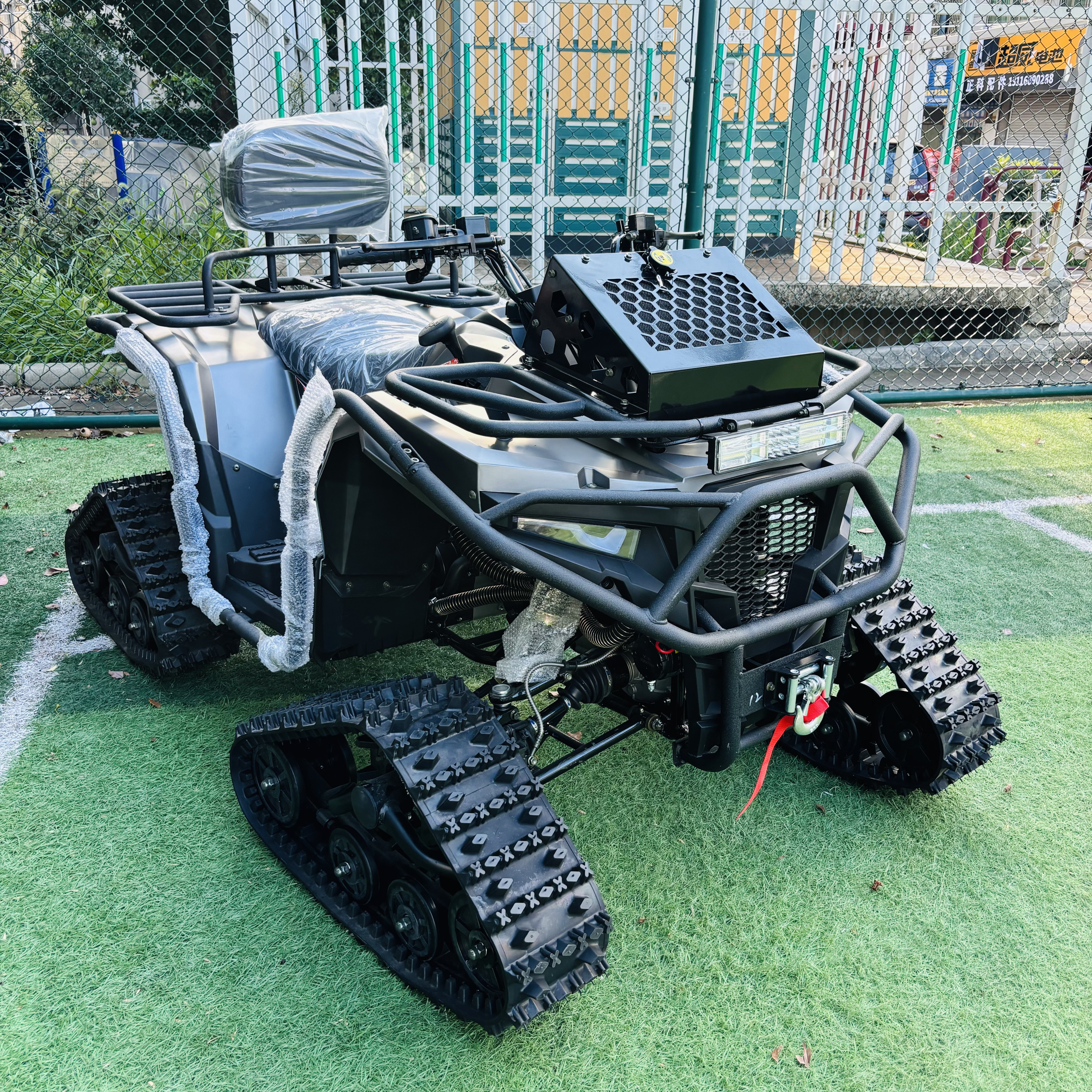 电动雪地沙滩车全地形越野摩托车雪地陆地两用四轮履带燃油雪地车