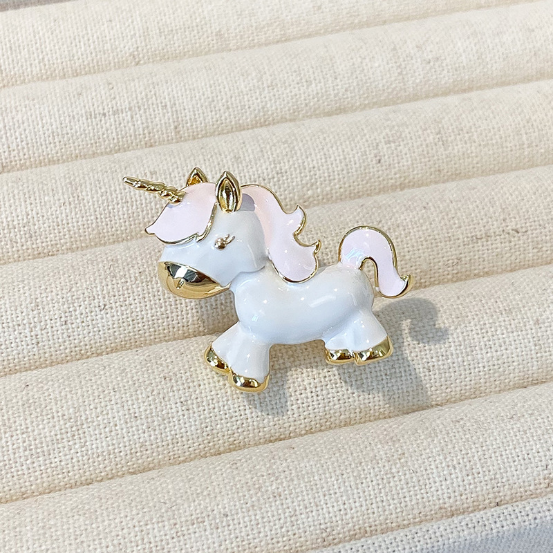 独角兽胸针女款简约轻奢卡通
