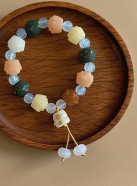 步步生莲有钱花手串莲花莲蓬国风招财猫手链可爱串珠ins手串