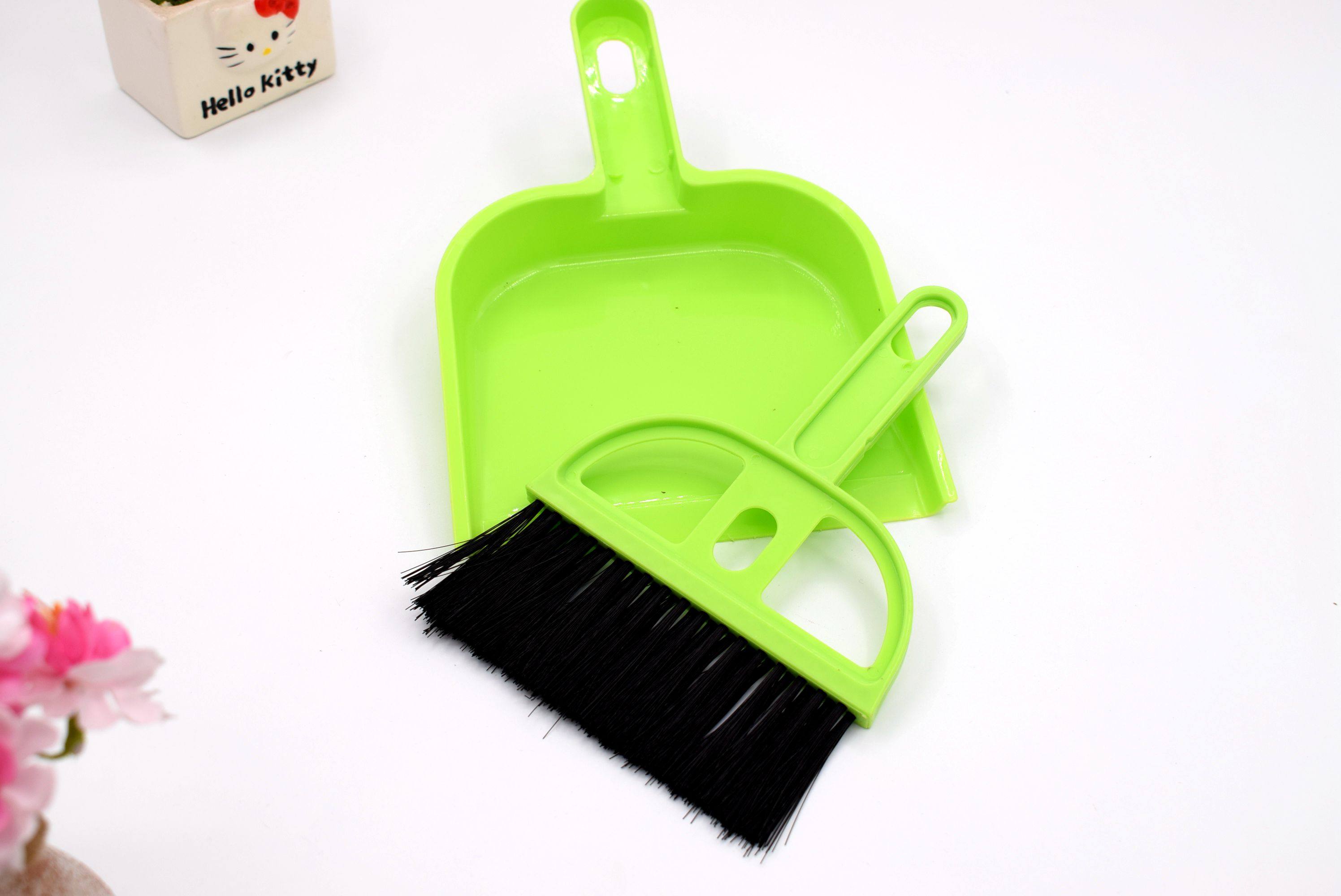 迷你桌面带簸箕小扫把套装19包邮 键盘刷 小扫帚 笤帚清洁工具,家庭/个人清洁工具,桌面清洁套装,淘宝优惠券,粉丝福利购,淘宝优惠卷