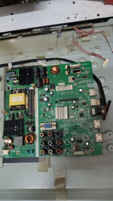 原装TCL LE32D99 32D8800EDS主板4715-MV59T9-A5233K11屏K320WD1