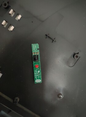 长虹LED32B2080 32580 49C1000N遥控接收板JUC7.820.00073379 V1