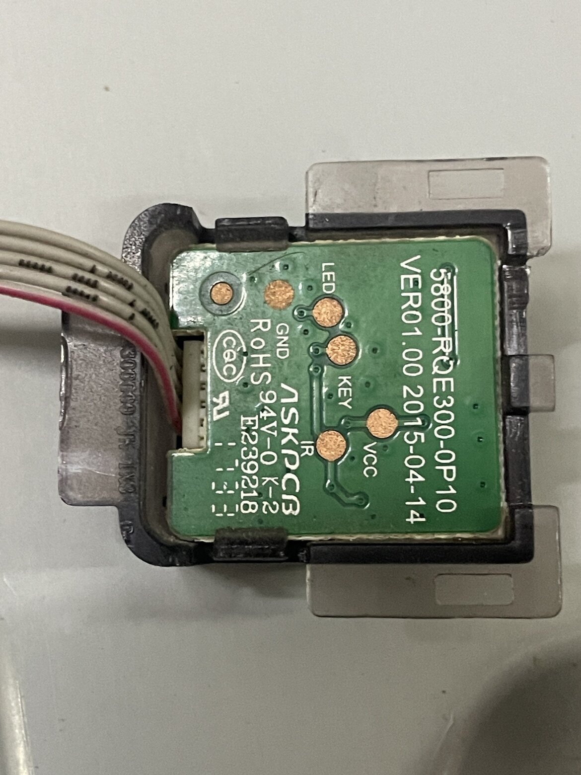 创维55M5/6/7 50V6 55E3500 43E6000遥控接收板5800-RQE300-0P10