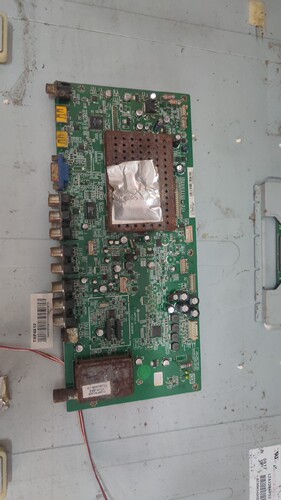 TCL L32M9 L32E9 37E9 L52E9主板 40-MS96X9-MAC2XG 配屏可选