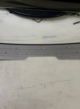 冠捷AOC CU34G2X灯条090B00190100009803 单条64灯带铝板测好