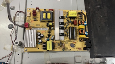 原装东芝50U6600C电源板40-SE9221-PWA1CG 08-SE922J1-PW220AA好