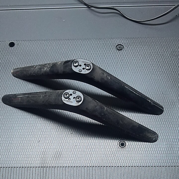 TCL 65L680底座支架座子 原装机拆机件 佩戴螺丝 实图拍摄