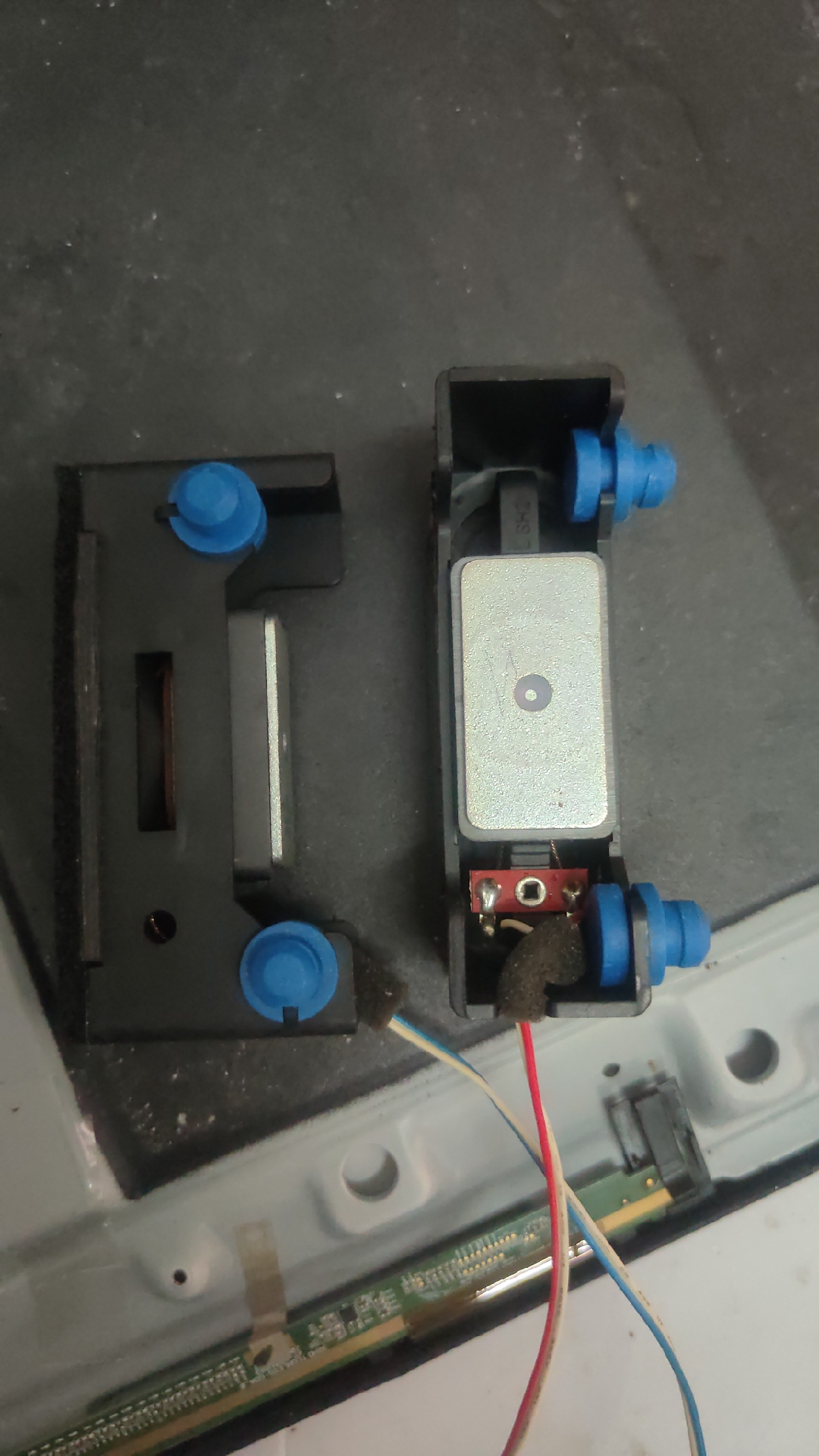 海信HZ32E35A/32V1A-J液晶电视机原装喇叭VIT30100一8W8Ω 发货