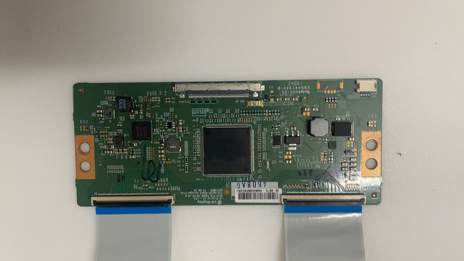 技改 横线跳 发黑闪屏重影问题 4K 6870C-0738A/0584/0535B逻辑板