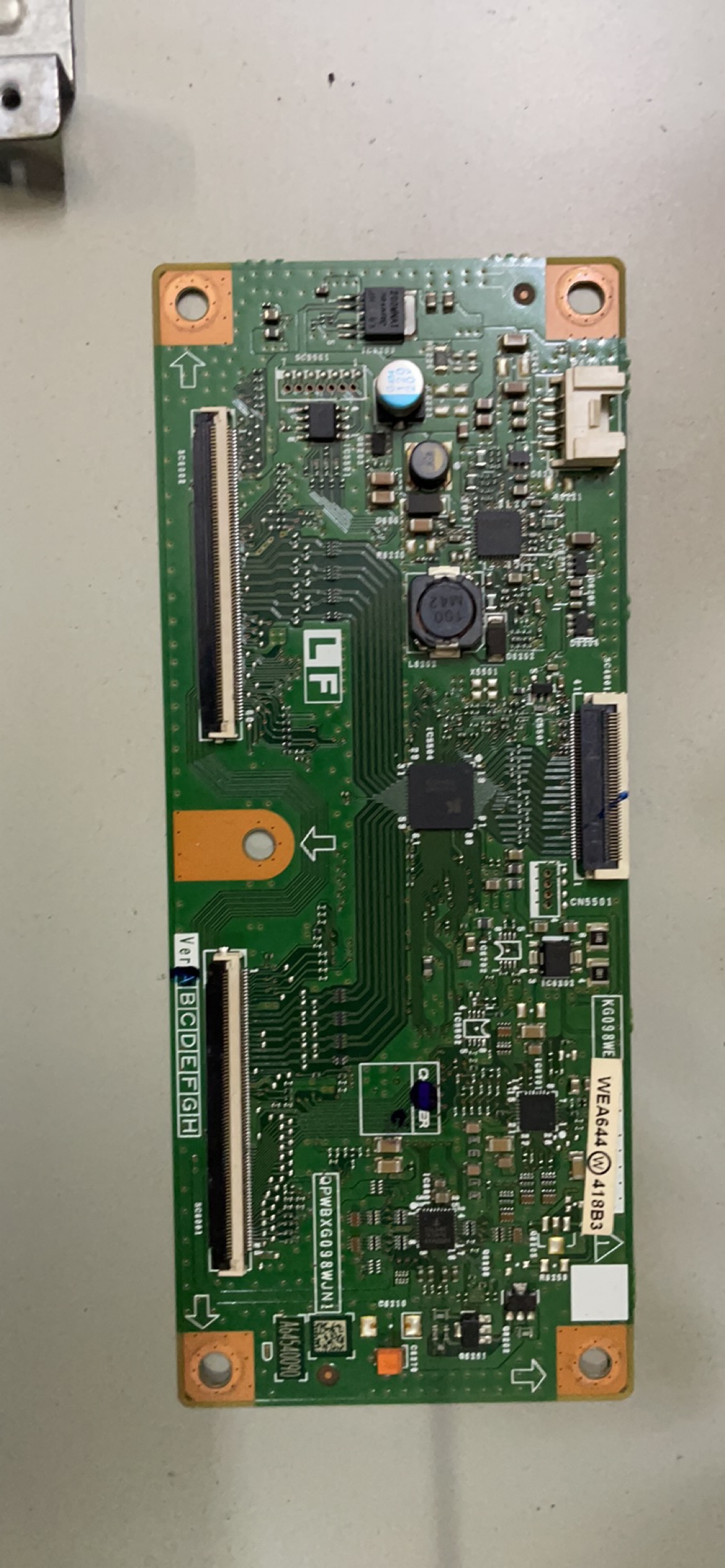 夏普LCD-46DS20A/46LX450A逻辑板 QPWBXG098WJN1 KG098WE 测好