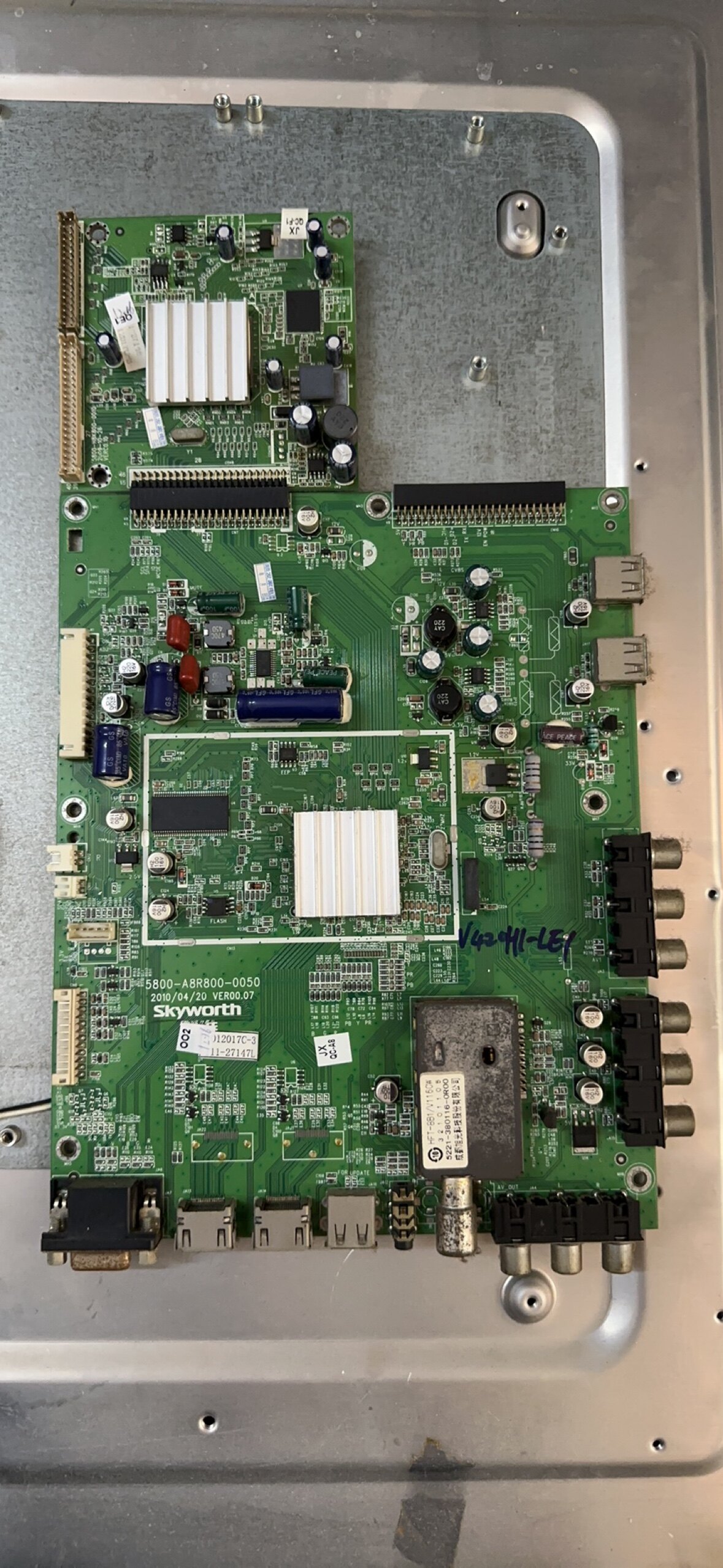 创维42E60HR主板5800-A8R800-0050屏 V420H1-LE1 主板+倍频板 - 实物图