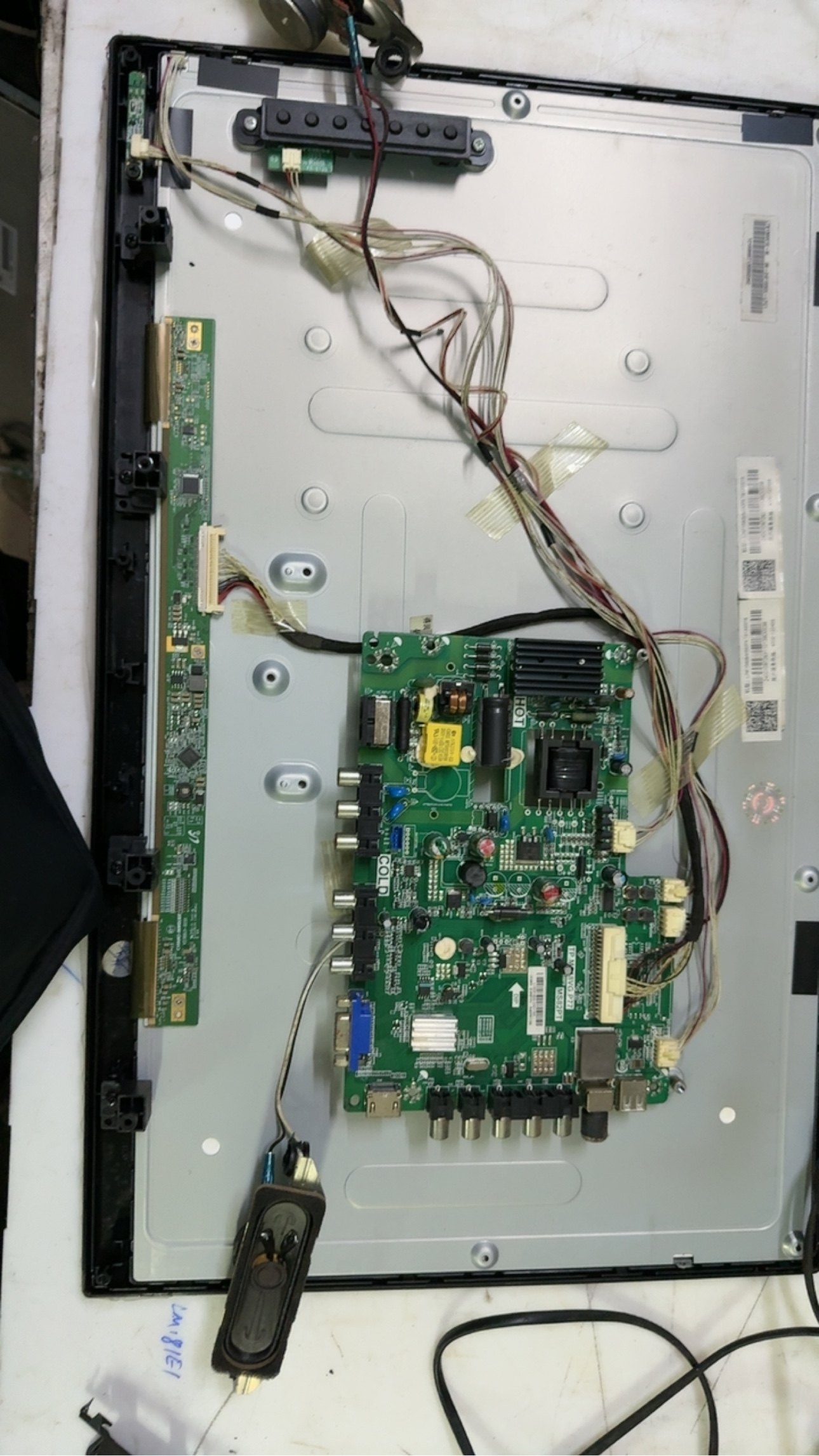 TCL L24F1590B主板TP.MS18VG.P77配屏LVW240CM0T测好