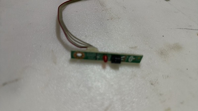 长虹3D51C2000 3D43C2000遥控接收板 接收头JUC7.820.00072738