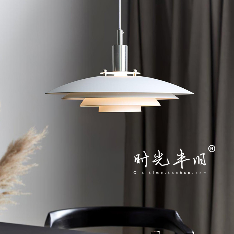 北欧设计师网红飞碟餐厅铝材吊灯