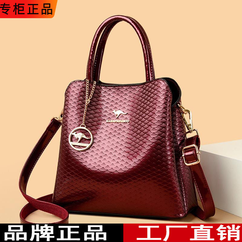 真皮牛皮包包2024新款斜挎包手提高级感亮面鳄鱼纹中年妈妈单肩包