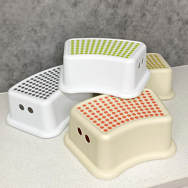 日系儿童塑料奶油色网红坐凳矮凳浴室防滑加厚小板凳洗手垫脚搁脚