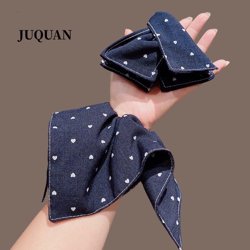 牛仔布艺爱心印花三角发夹新款饱满后脑勺抓夹氛围感鲨鱼夹女,饰品/流行首饰/时尚饰品新,发饰,淘宝优惠券,粉丝福利购,淘宝优惠卷