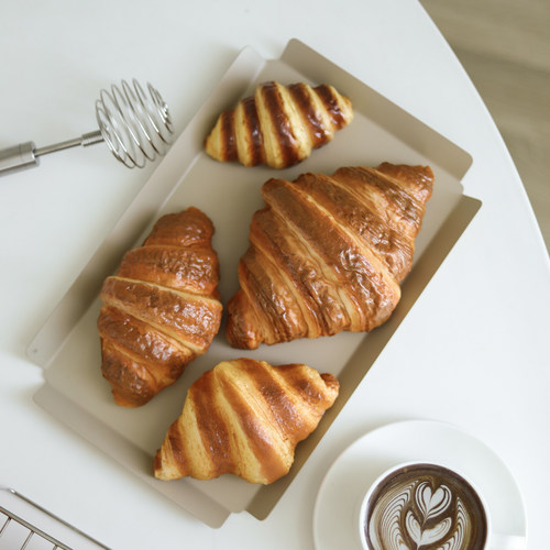 甜品台摆件仿真可颂烘焙店装饰样板间仿真面包模型拍照道具牛角包