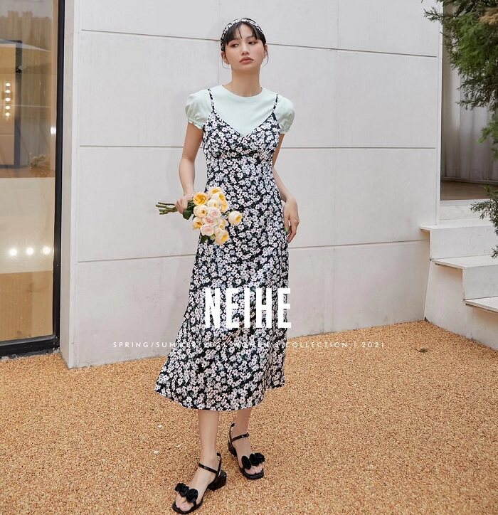 内赫小香风印花收腰A字裙