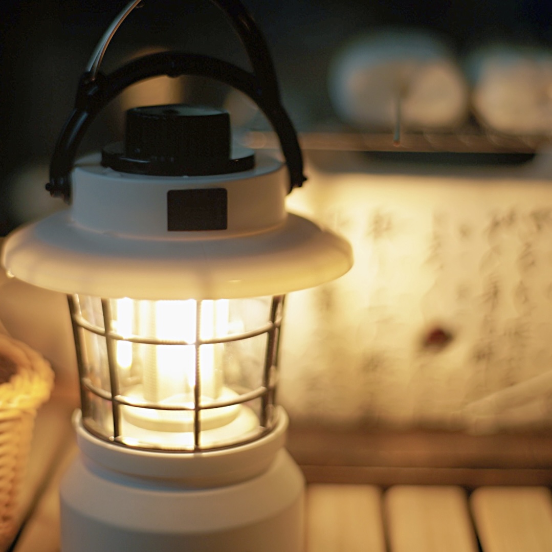 有耀者多功能钨丝露营灯