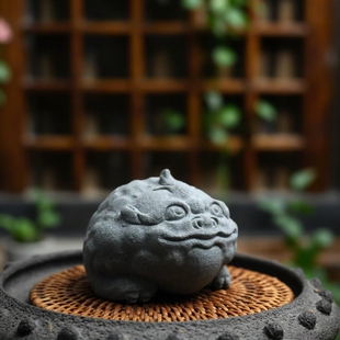 天然青石金蟾茶宠整石雕刻手把件手玩件禅房办公室茶桌家居摆件
