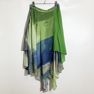 圣迪家女士清新几何印花不规则摆半身长裙1170