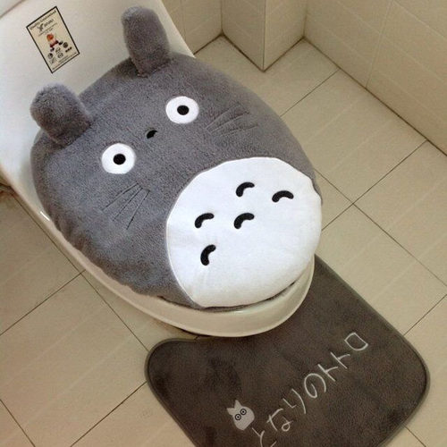 卡通龙猫粉羊毛绒马桶三件套 厕所坐便器保暖坐圈盖套地垫套装 - 封面