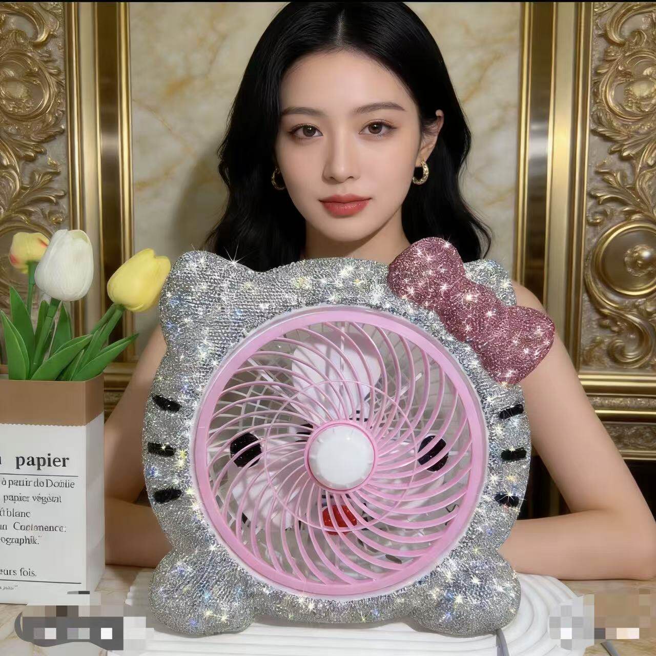 镶钻新款kt猫迷你风扇可爱桌面台式风扇办公室宿舍摆台电风扇家用