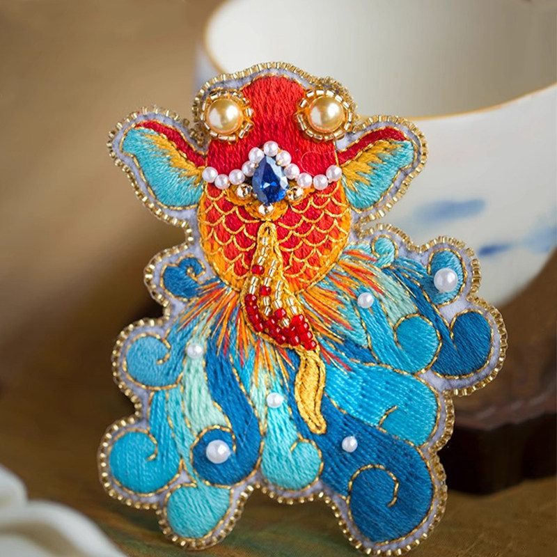 锦鲤鱼胸针法式刺绣手工diy材料